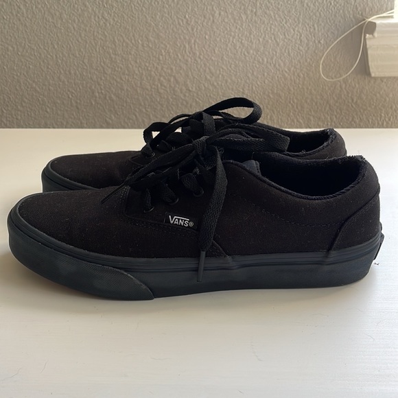 Unisex Low top Canvas Vans - Picture 2 of 4